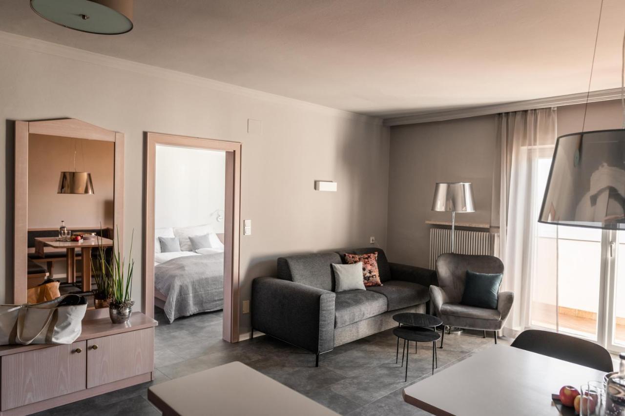Apartmenthotel Ritterhof Suites & Breakfast Schenna Kültér fotó
